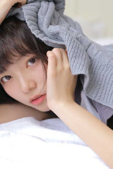 厨房玩朋友娇妻